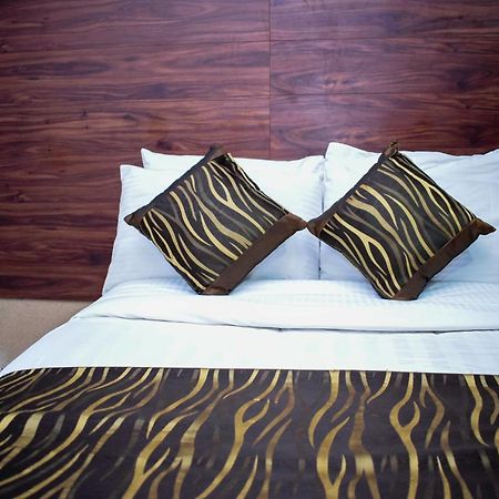 Simba Village Relax Inn Eldoret Bagian luar foto