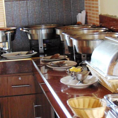 Simba Village Relax Inn Eldoret Bagian luar foto